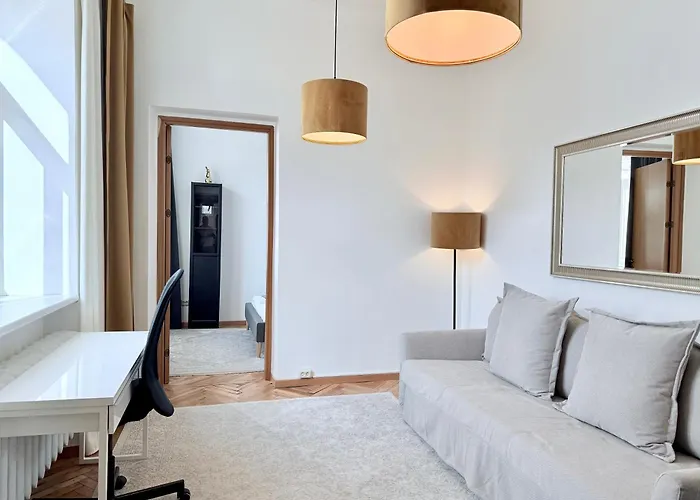 Tyzen39&38 Luxury Apartment