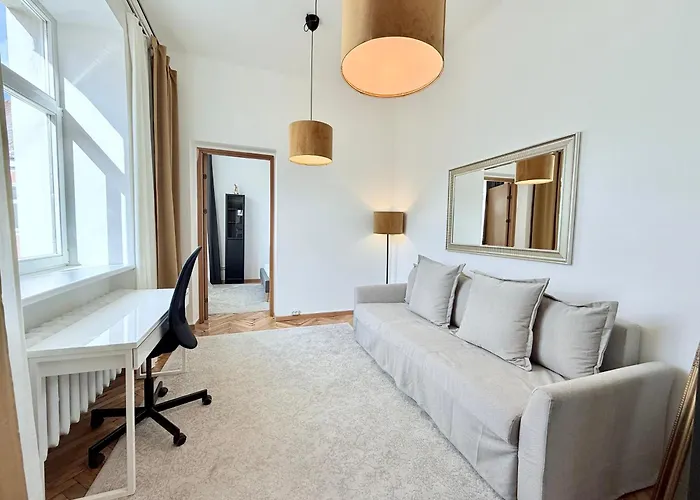 Tyzen39&38 Luxury Apartment
